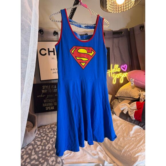 Her Universe DC Comics Wonder Woman Reversible Skater Dress size 1 - Picture 1 of 3